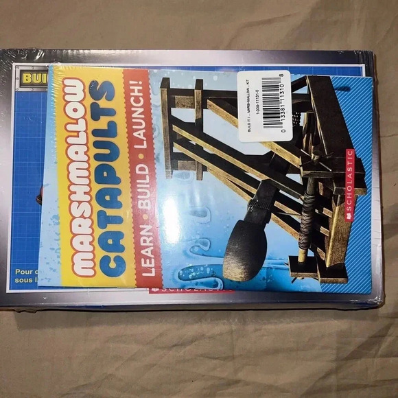 Scholastic Build It Catapult With Book - Picture 1 of 3